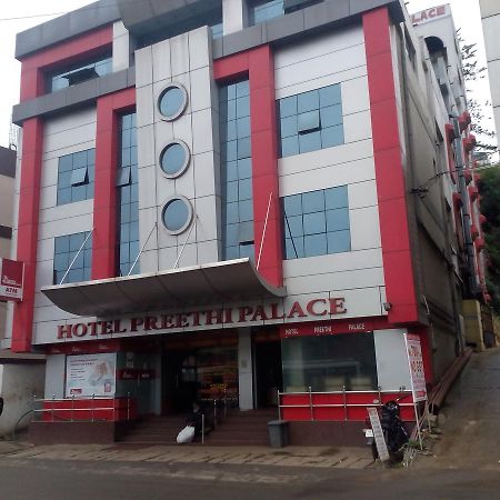 Hotel Preethi Palace Уті Екстер'єр фото