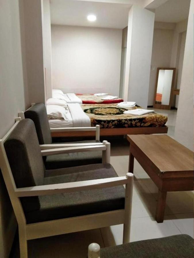 Hotel Preethi Palace Уті Екстер'єр фото