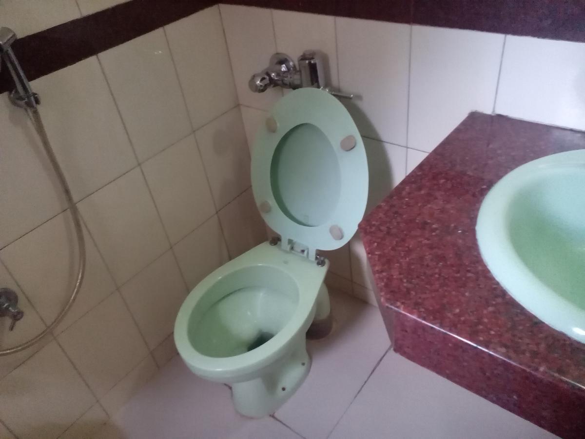 Hotel Preethi Palace Уті Екстер'єр фото
